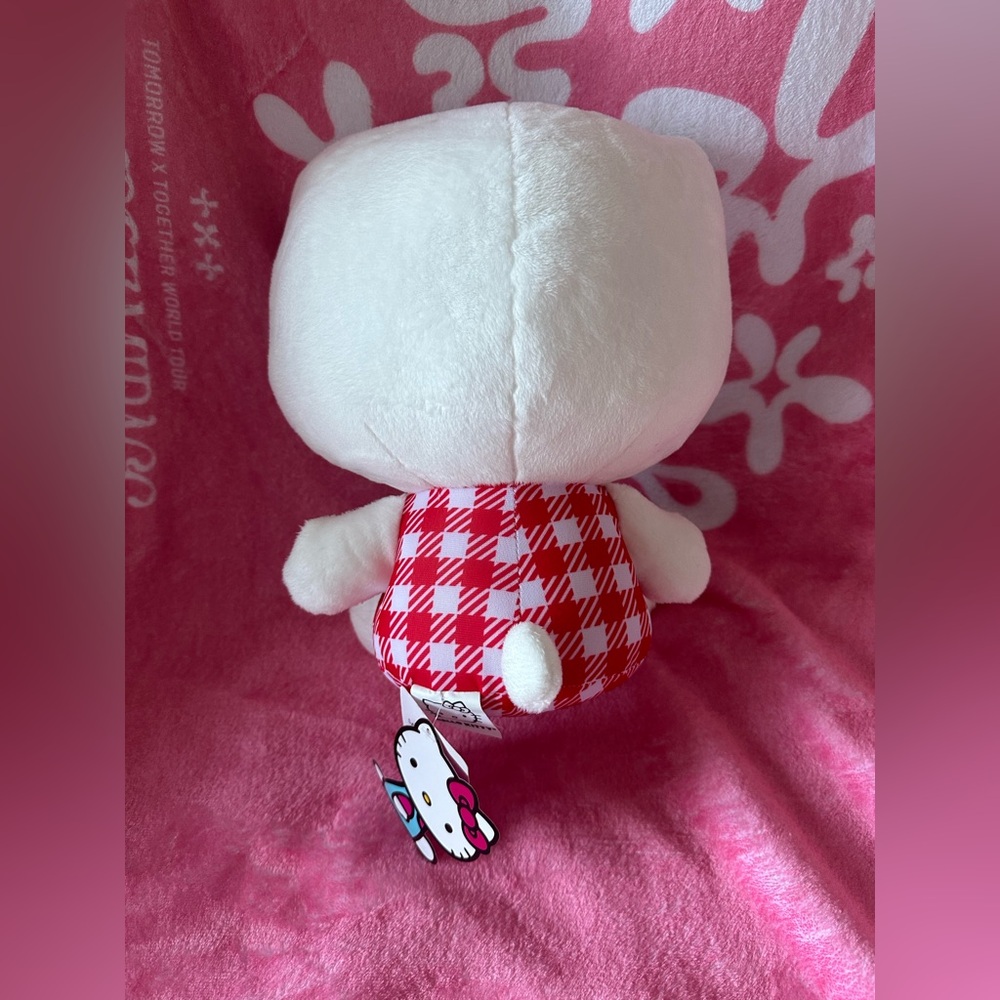 Hello Kitty Red and White Checkered Plushie NWT - Picture 2 of 3